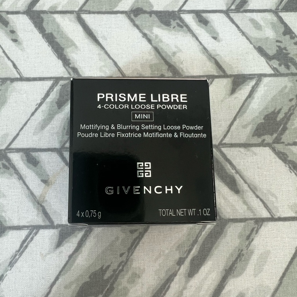 NIB-Givenchy prime libre powder (original formula)